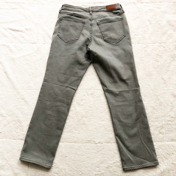 Lands’ End | Grey Petite Mid Rise Straight Leg Jean - Picture 5 of 8